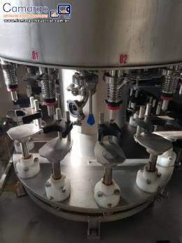 Envasadora rotativa 12 bicos e tampadora Arbr�s