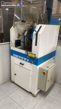 Cortadora metalogr�fica Arotec
