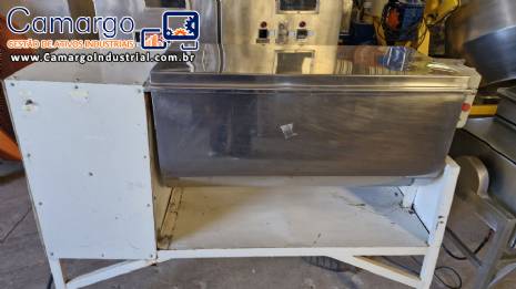 Misturador de p�s horizontal em a�o inox 200 litros 2 CV