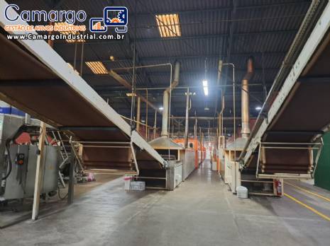 Fábrica completa linhas de biscoitos laminados e recheados, rosquinhas, wafer, cream cracker 4500 kg por hora Ariete Assistecwaffer Fábrica completa linhas de biscoitos laminados e recheados, rosquinhas, wafer, cream cracker 4500 kg por hora Ariete Assistecwaffer